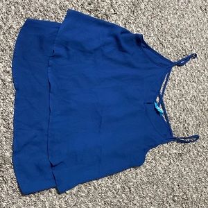 Crop top cross back medium